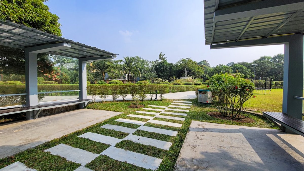 Microclimate Mastery for Year-Round Harvests